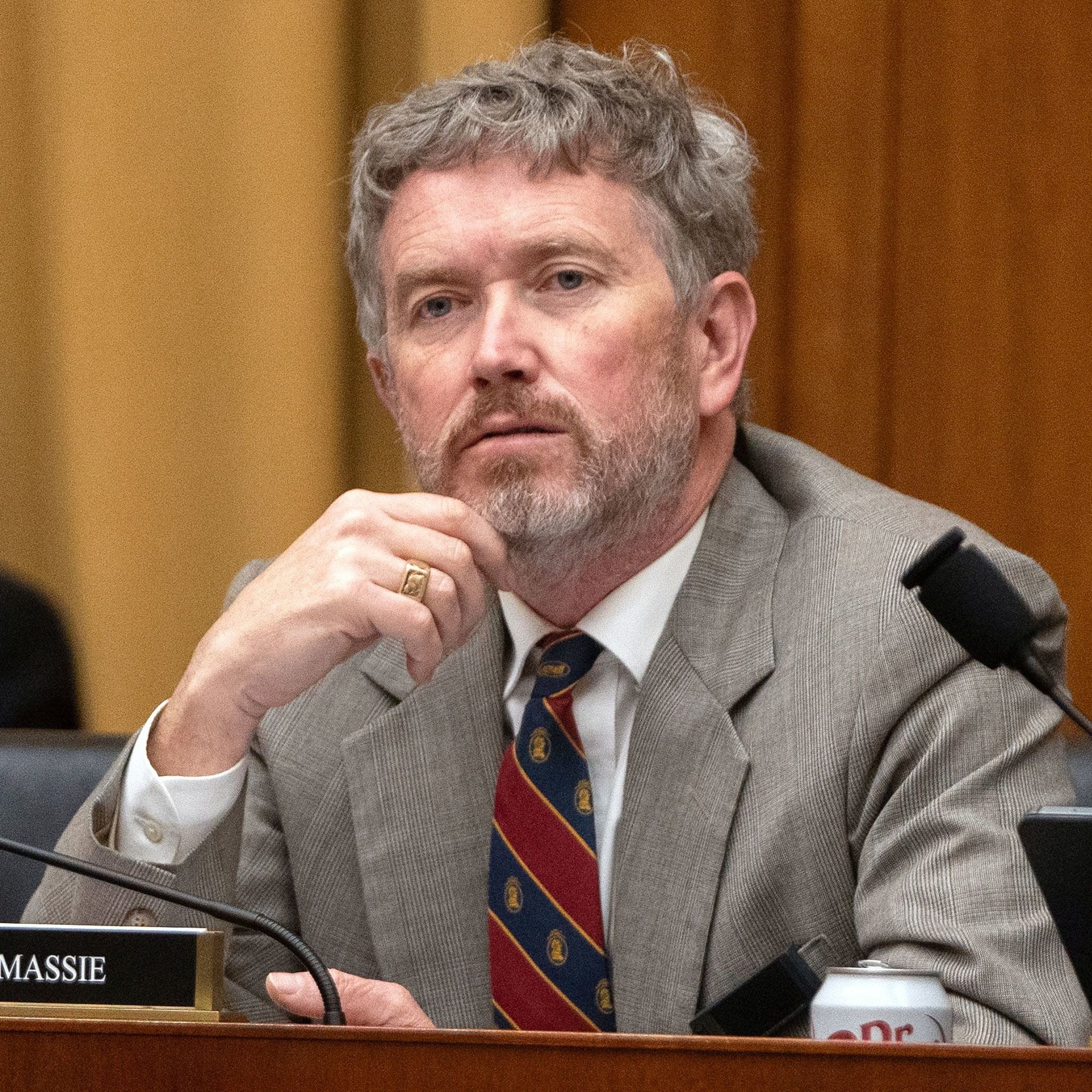 Republicans Massie and Steube Vote to Maintain Government Shutdown